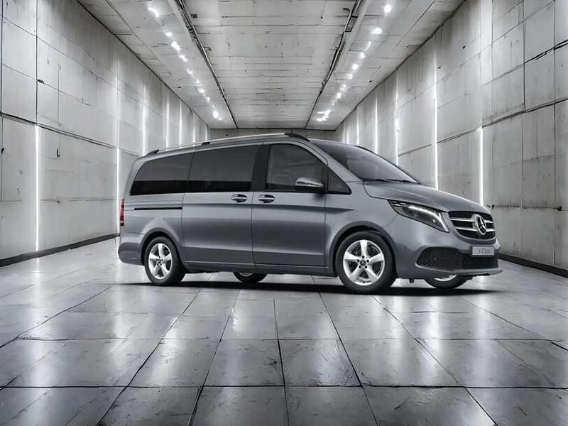 Gebraucht Mercedes V250 190 PS (139 kW) 2020 Grau Van / Kleinbus