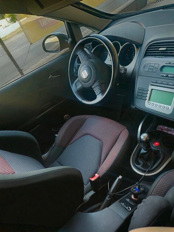 Gebraucht Seat Altea 105 PS (77 kW) 2004 Silber Van / Kleinbus