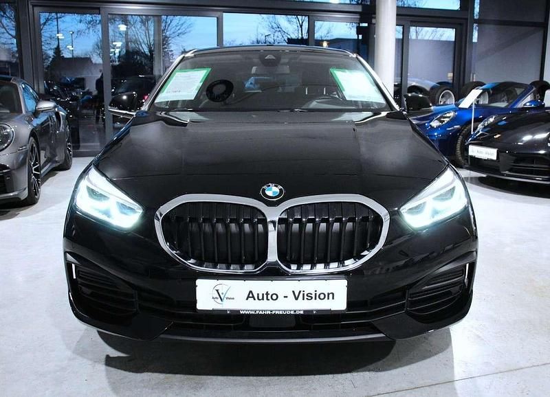 Gebraucht BMW 118 Advantage 136 PS (100 kW) 2022 Schwarz Kleinwagen