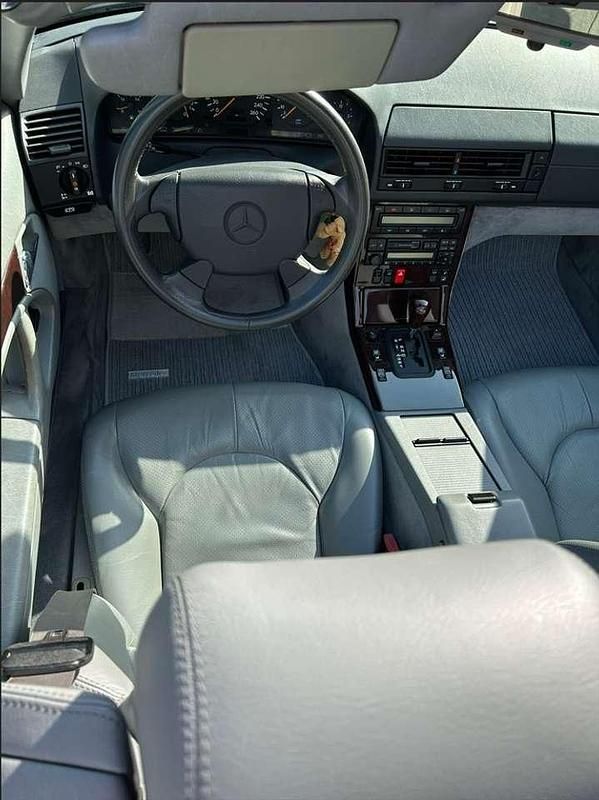 Gebraucht Mercedes SL280 193 PS (141 kW) 1997 Silber Cabrio