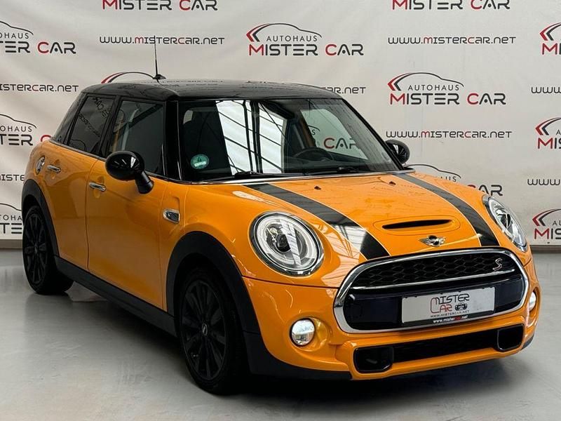 Używany Mini Cooper S 192 KM (141 kW) 2016 Pomarańczowy Hatchback