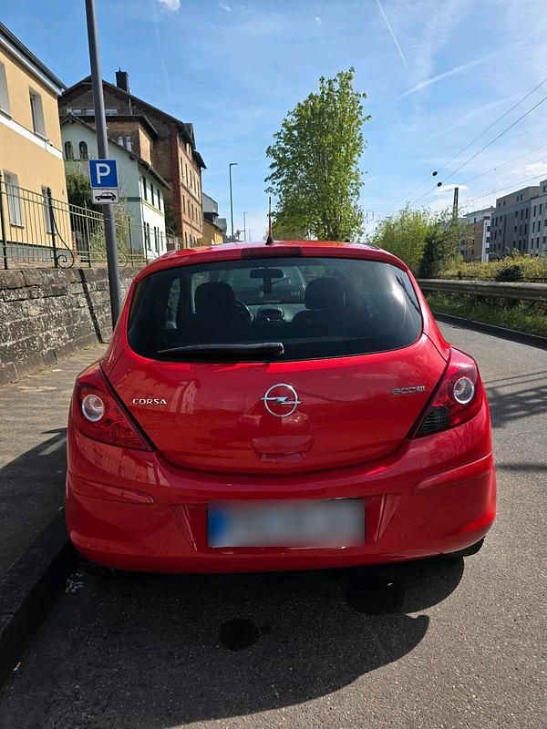 Gebraucht Opel Corsa 95 PS (69 kW) 2010 Rot Kleinwagen