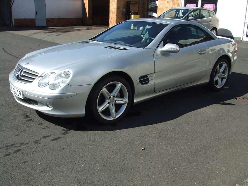 Brillantsilber metalliclack Gebraucht 2002 Mercedes SL500 Cabrio | 19.900 € (Guter Preis) - Bild 1/4