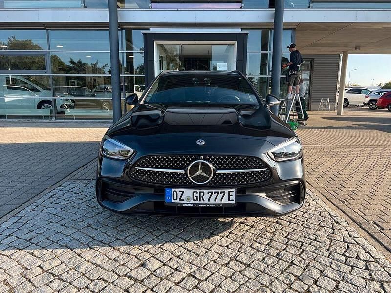 Gebraucht Mercedes C300 AMG 204 PS (150 kW) 2024 Schwarz Limousine
