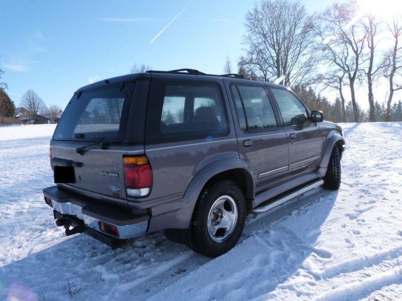 Ford explorer u2