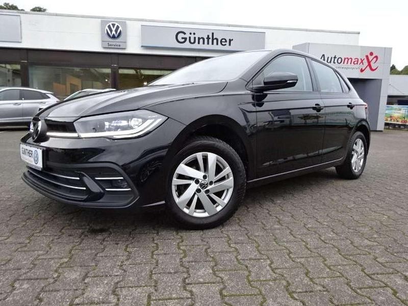 Gebraucht VW Polo Style 95 PS (69 kW) 2022 Deep black Kleinwagen