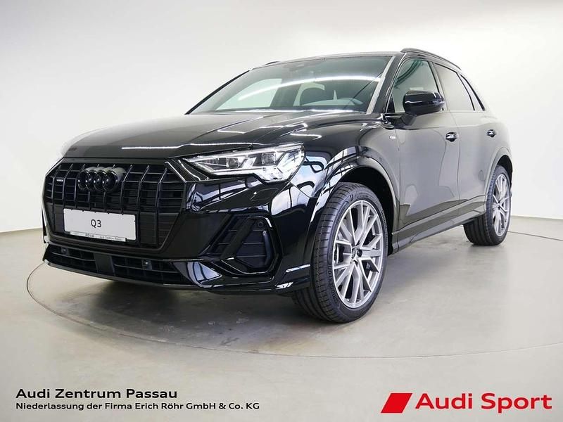Mythosschwarz metallic Gebraucht 2025 Audi Q3 S-Line SUV | 50.990 € (Teuer) - Bild 1/4
