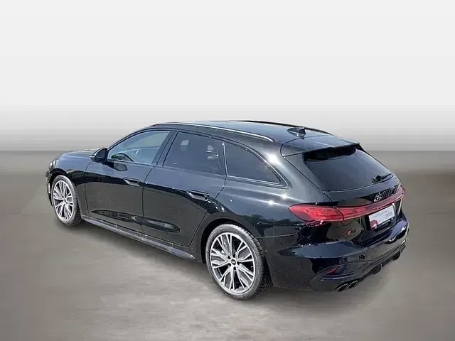 Gebraucht Audi A5 S-Line 204 PS (150 kW) 2024 Schwarz Kombi