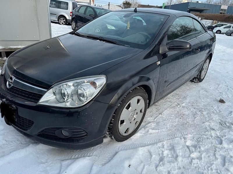 Gebraucht Opel Astra Cabriolet 140 PS (102 kW) 2009 Cabrio