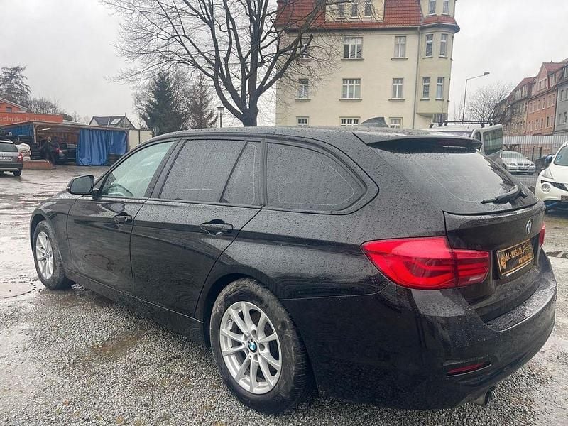 Gebraucht BMW 318 Advantage 136 PS (100 kW) 2016 Schwarz Kombi