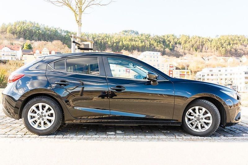 Gebraucht Mazda 3 Sports-Line 150 PS (110 kW) 2015 Schwarz Limousine