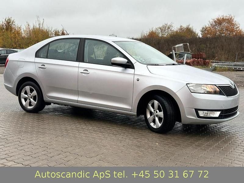 Gebraucht Skoda Rapid Ambition 86 PS (63 kW) 2014 Silber Limousine