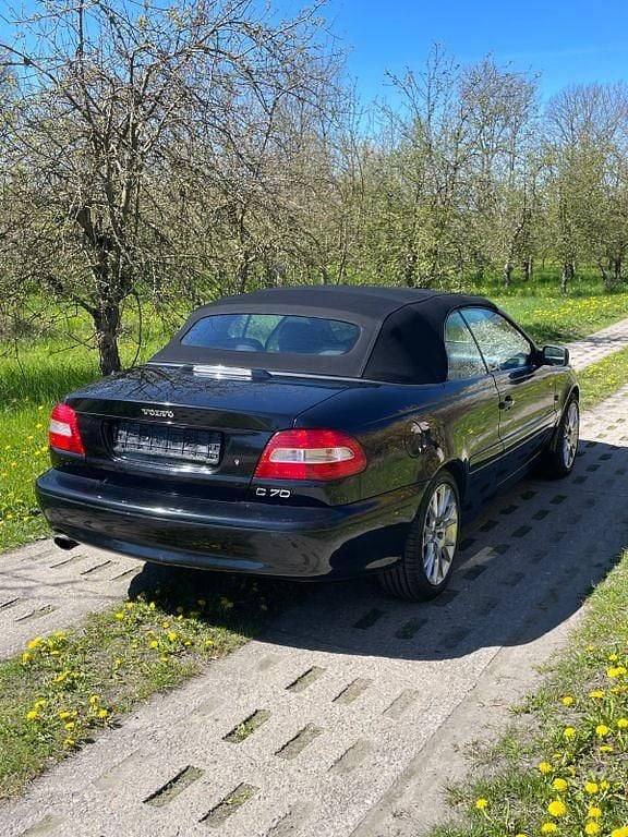 Używany Volvo C70 200 KM (147 kW) 2004 Czarny Kabriolet