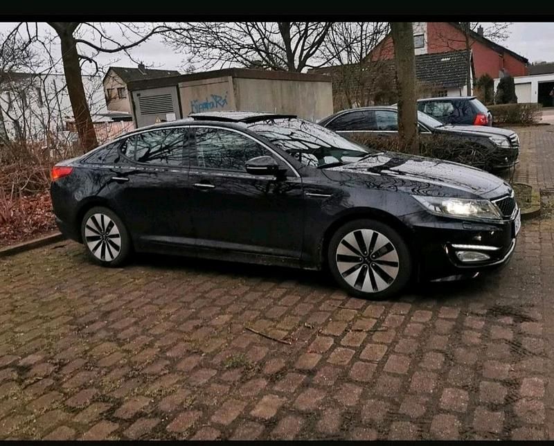 Schwarz Gebraucht 2012 Kia Optima Spirit Limousine | 10.850 € (Fairer Preis) - Bild 1/4