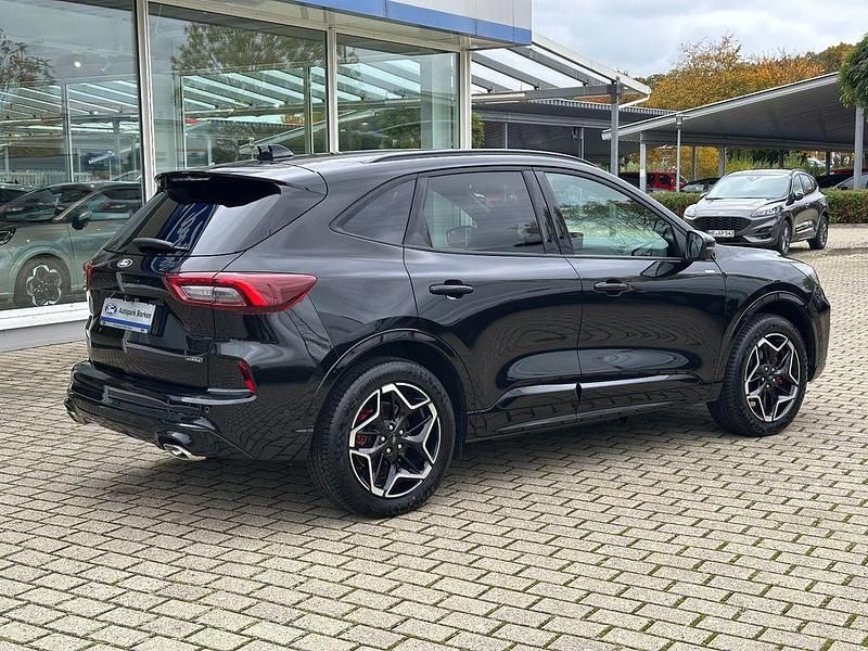 Gebraucht Ford Kuga ST-Line X 242 PS (177 kW) 2024 Schwarz SUV