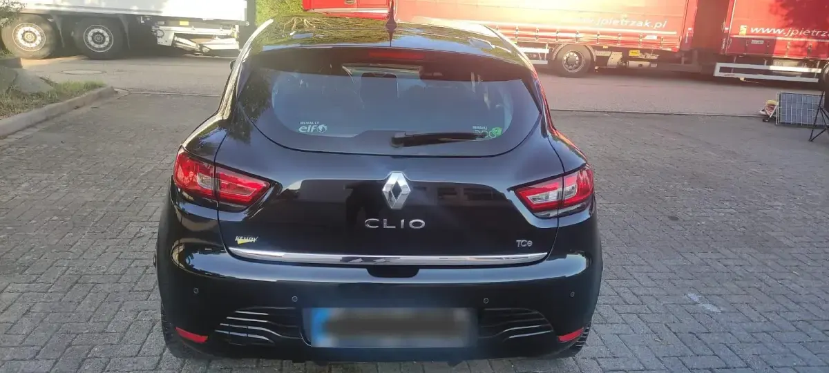 Gebraucht Renault Clio IV 90 PS (66 kW) 2015 Schwarz Kleinwagen
