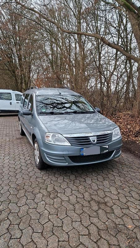 Blau Gebraucht 2011 Dacia Logan Kombi | 2.500 € (Guter Preis) - Bild 1/4