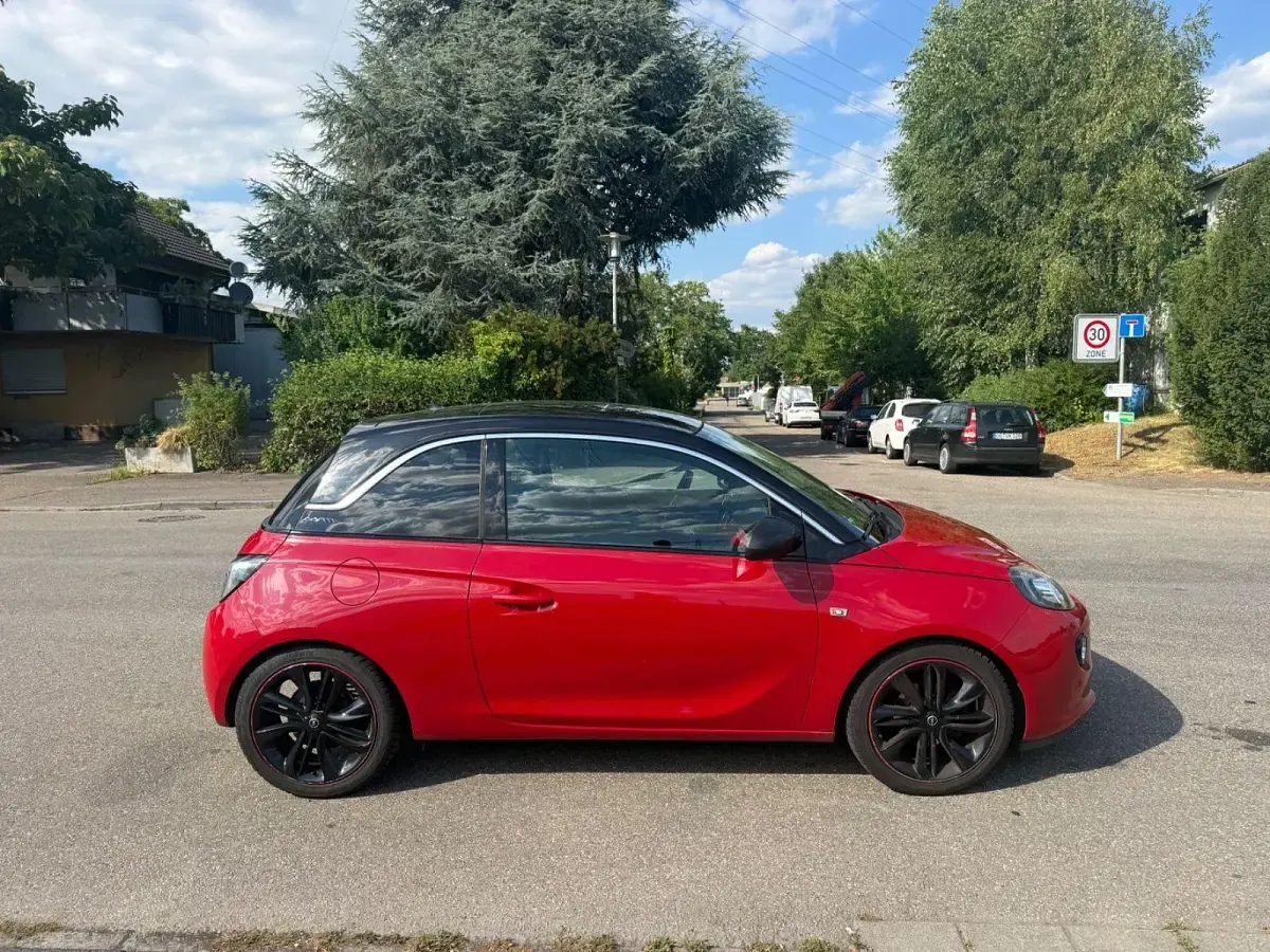 Gebraucht Opel Adam Slam 101 PS (74 kW) 2013 Rot Kleinwagen