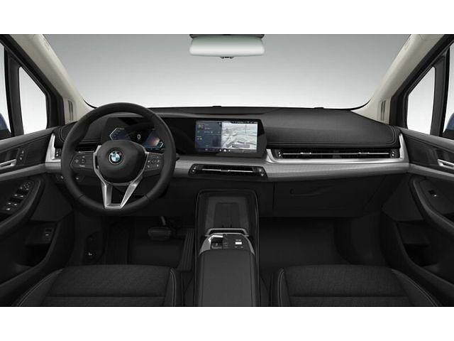 Gebraucht BMW 220 150 PS (110 kW) 2025 Sparkling kupfergrau metallic Kombi