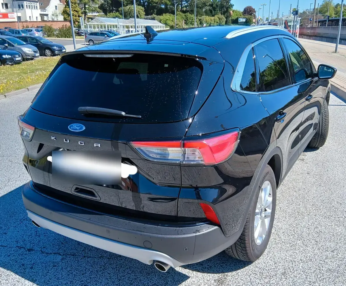 Usado Ford Kuga Titanium X 150 CV (110 kW) 2020 Negro SUV
