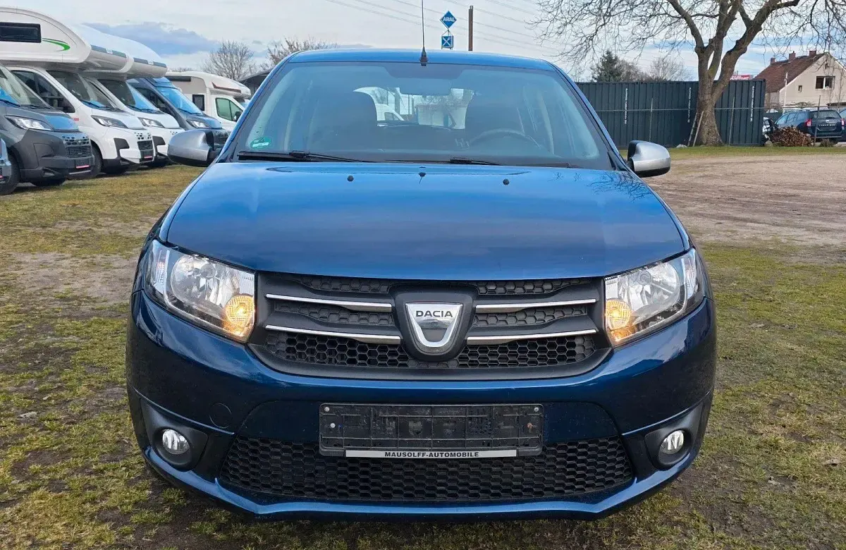 Gebraucht Dacia Sandero Celebration 90 PS (66 kW) 2016 Blau Limousine