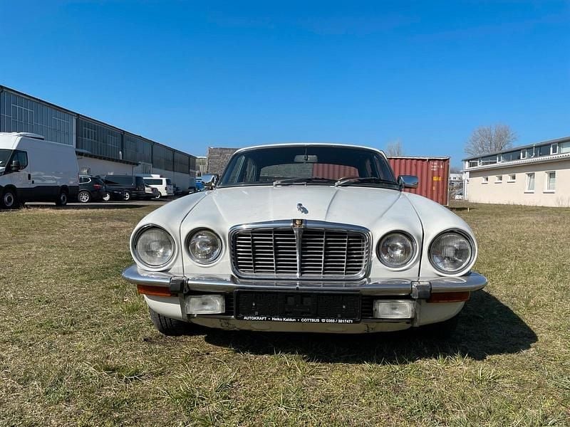 Gebraucht Jaguar XJ6 168 PS (123 kW) 1978 Weiß Limousine