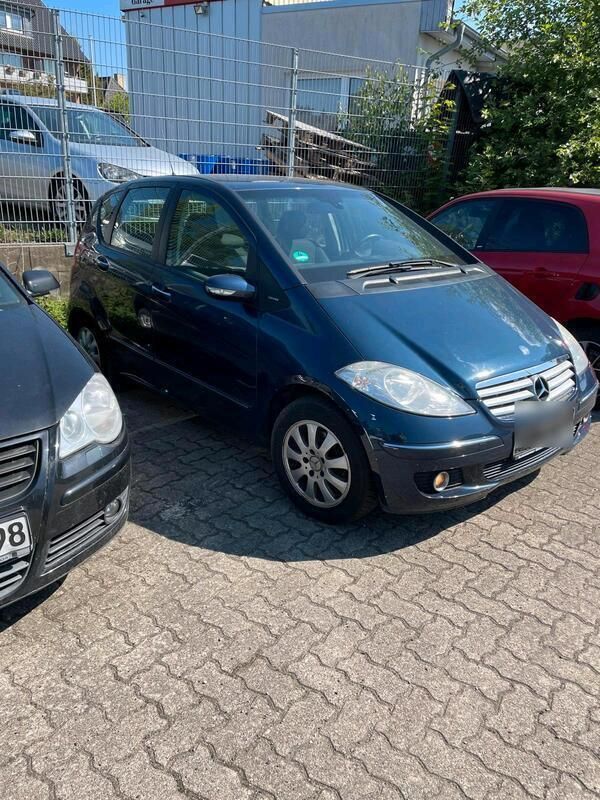 Blau Gebraucht 2005 Mercedes A200 Kleinwagen | 850 € (Fairer Preis) - Bild 1/4
