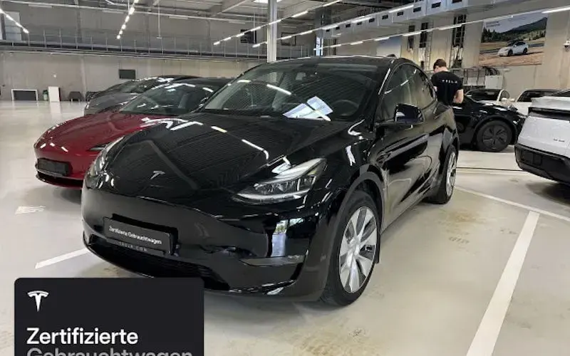 Gebraucht Tesla Model Y 273 kW (372 PS) 2023 Schwarz SUV