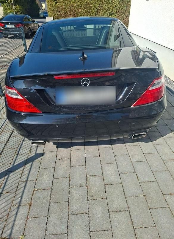 Gebraucht Mercedes SLK200 184 PS (135 kW) 2011 Schwarz Cabrio