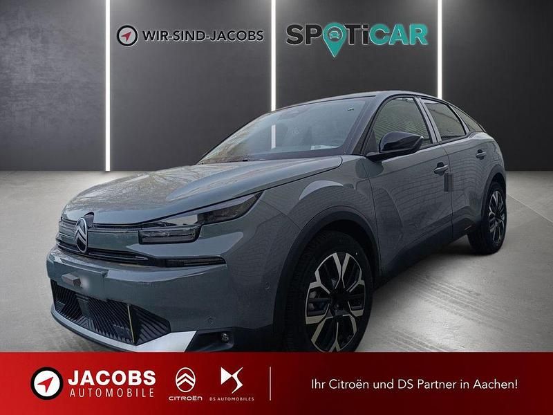 Neu Citroën C4 PureTech 131 PS (96 kW) 2025 Grün Limousine
