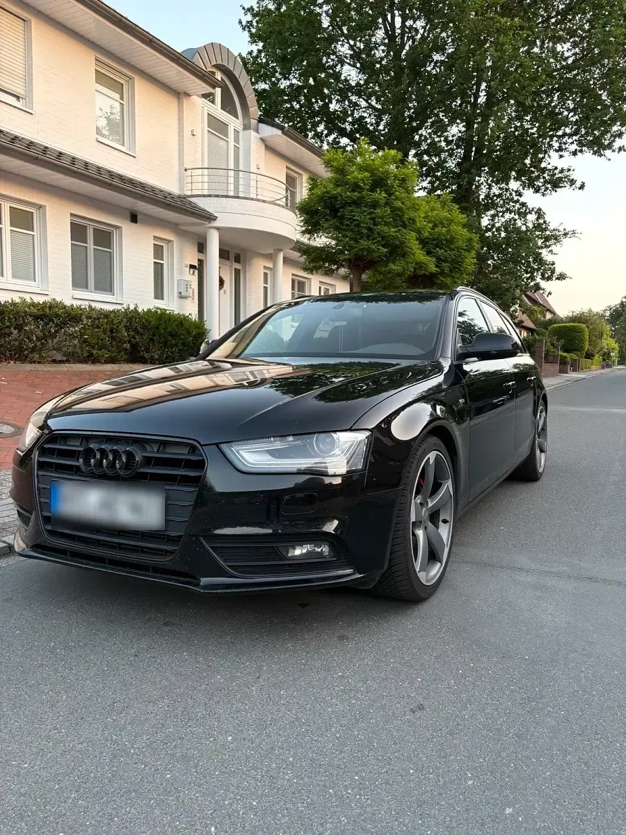 Gebraucht Audi A4 177 PS (130 kW) 2012 Schwarz Kombi