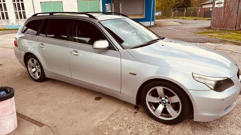 Gebraucht BMW 525 192 PS (141 kW) 2004 Silber Kombi