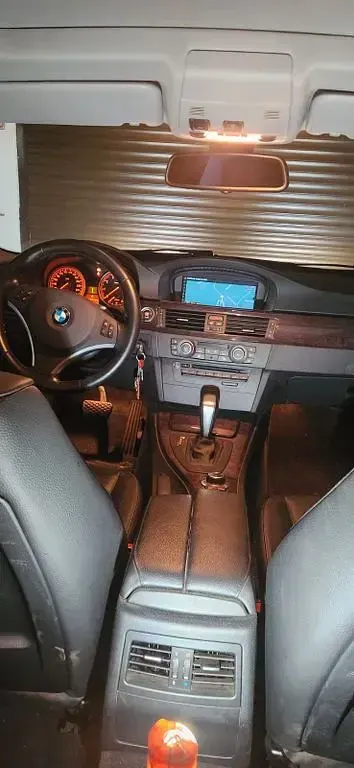 Gebraucht BMW 325 Lifestyle 218 PS (160 kW) 2010 Schwarz Kombi