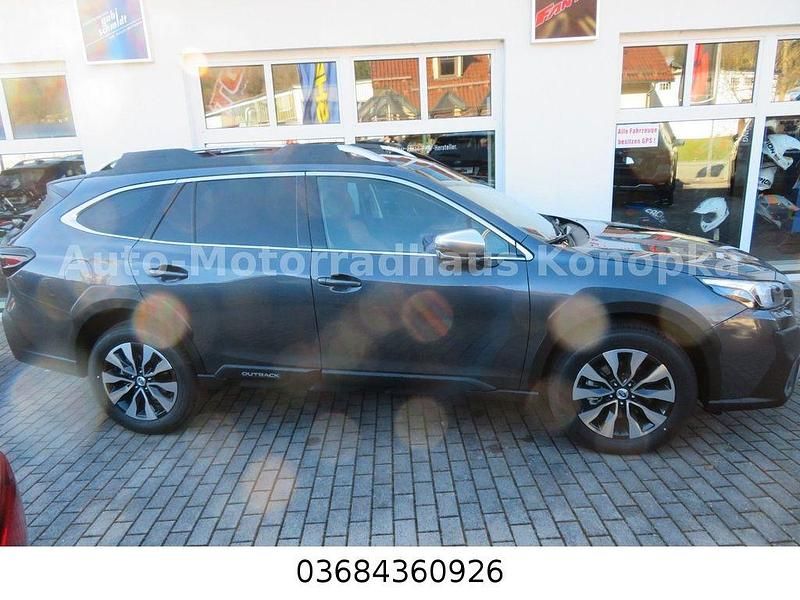Neu Subaru Outback Platinum 169 PS (124 kW) 2026 Grau SUV
