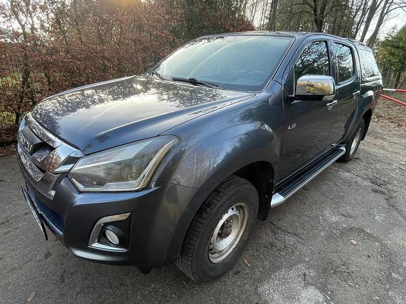 Gebraucht Isuzu D-Max 163 PS (119 kW) 2019 Grau SUV