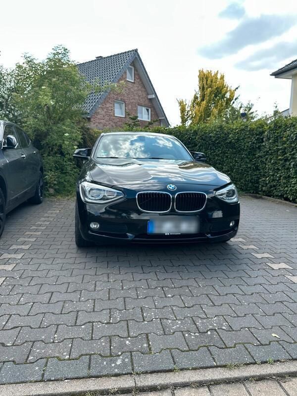 Schwarz Gebraucht 2013 BMW 118 Advantage Kleinwagen | 10.000 € (Etwas zu teuer) - Bild 1/4