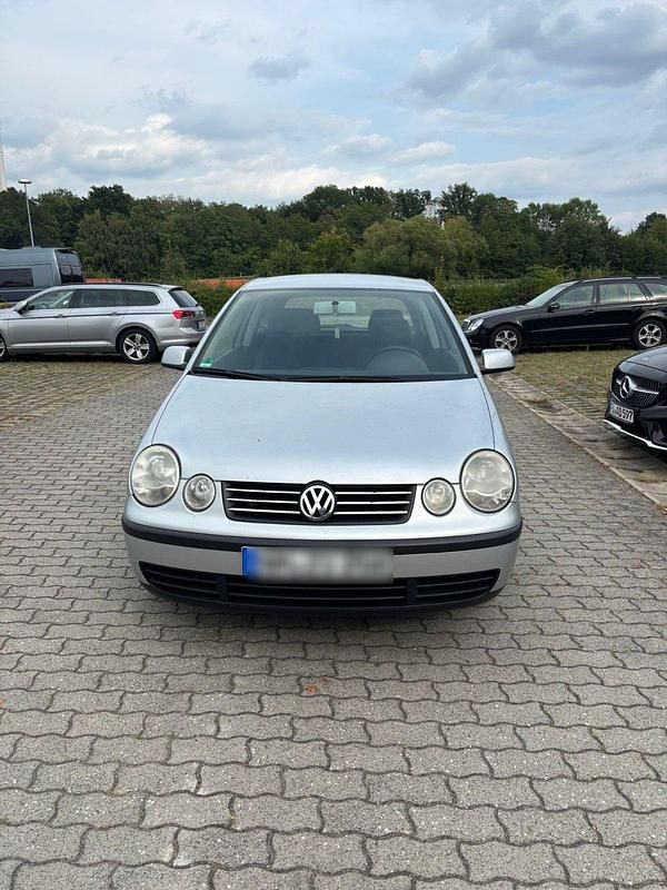 Silber Gebraucht 2002 VW Polo Kleinwagen | 350 € (Superpreis) - Bild 1/4