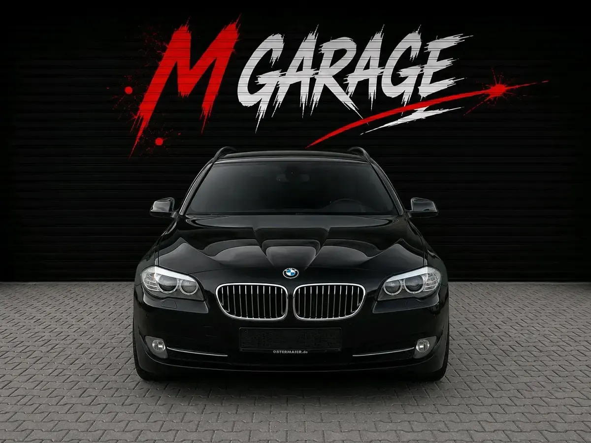 Gebraucht BMW 520 184 PS (135 kW) 2010 Schwarz Kombi