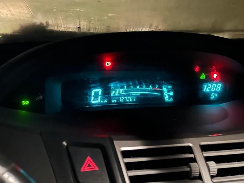 Blau Gebraucht 2006 Toyota Yaris Kleinwagen | 2.000 € (Superpreis) - Bild 1/4