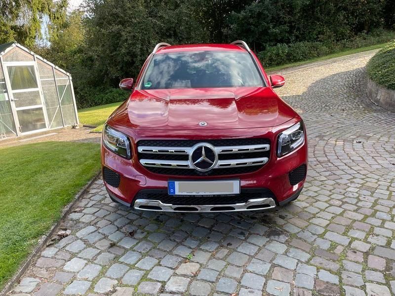 Gebraucht Mercedes GLB200 163 PS (119 kW) 2020 Rot SUV