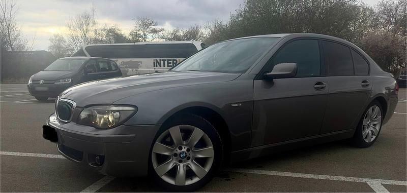 Gebraucht BMW 750 368 PS (270 kW) 2006 Limousine