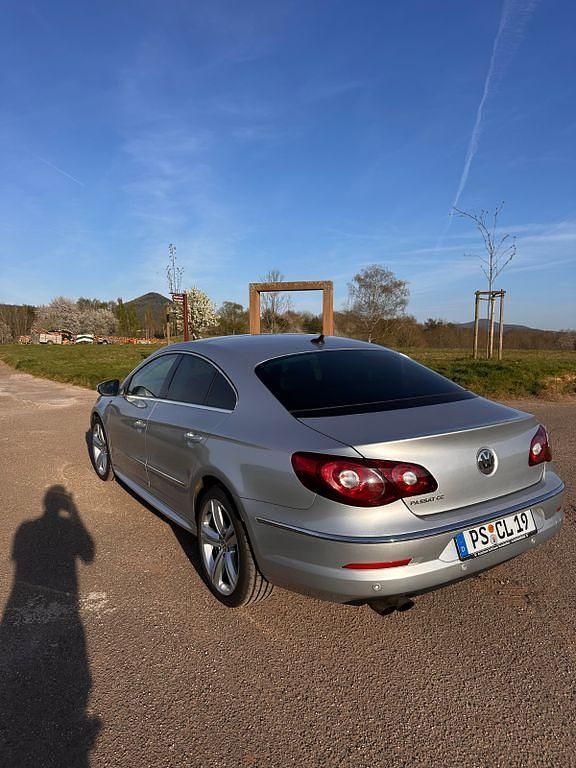 Gebraucht VW Passat R-line 211 PS (155 kW) 2011 Silber Limousine