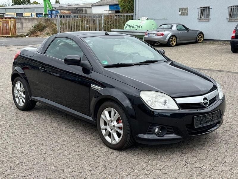 Schwarz Gebraucht 2007 Opel Tigra Cabrio | 1.950 € (Guter Preis) - Bild 1/4