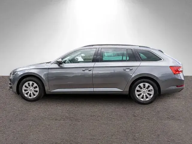 Usata Skoda Superb Ambition 150 CV (110 kW) 2023 Grigio Station wagon