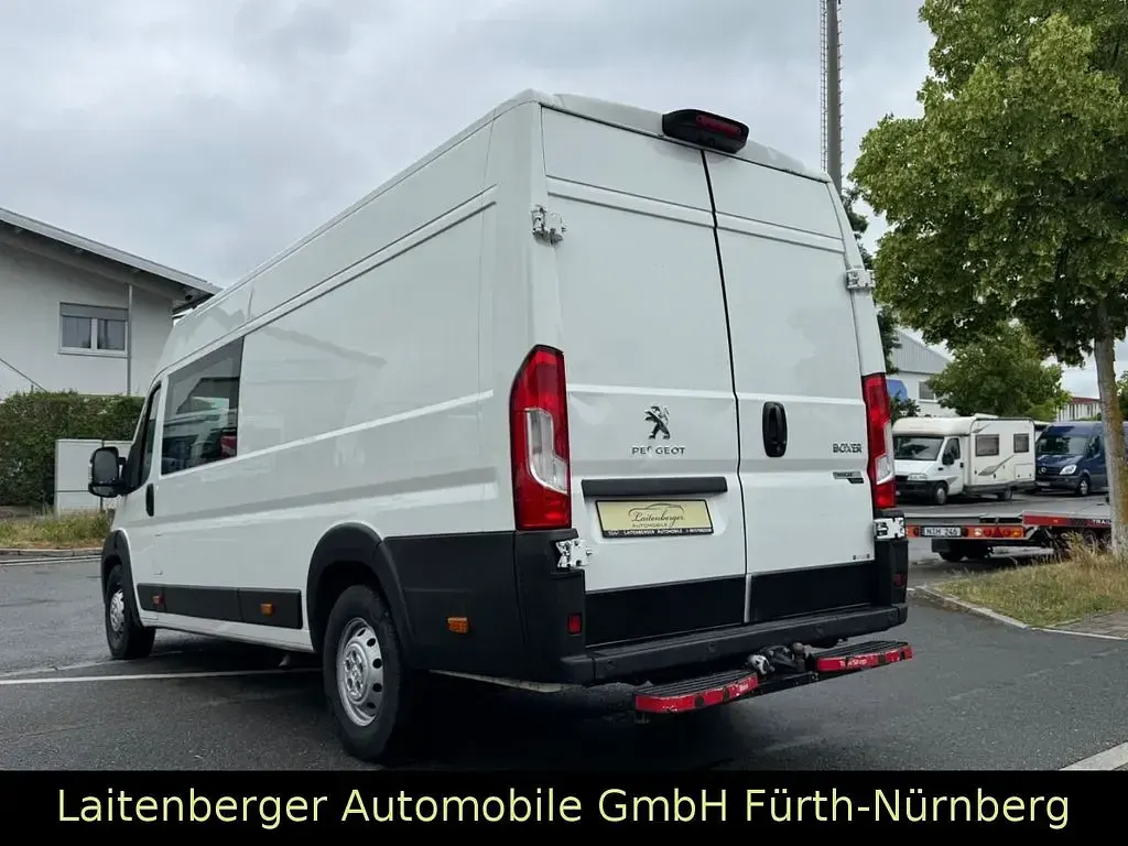 Gebraucht Peugeot Boxer 163 PS (119 kW) 2019 Weiß Van