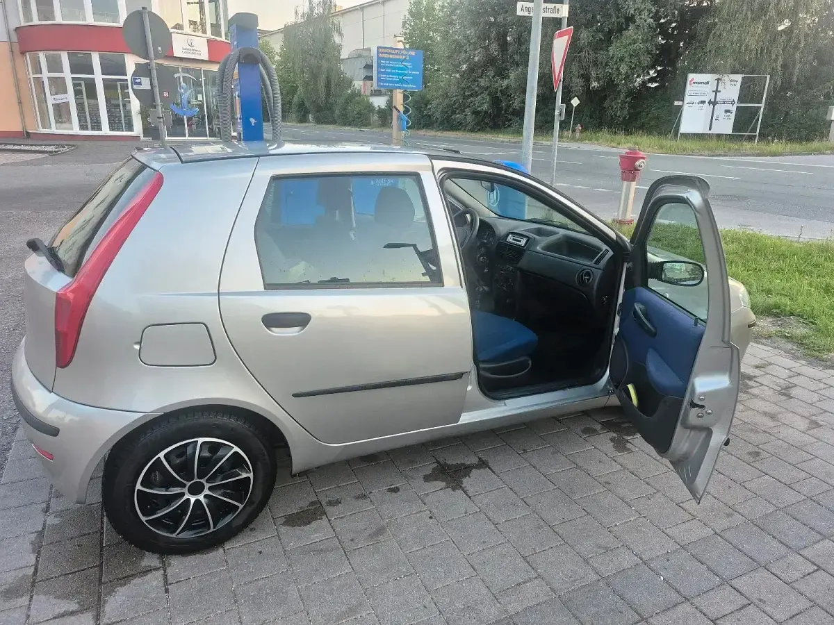 Gebraucht Fiat Punto 60 PS (44 kW) 2003 Grau Kleinwagen