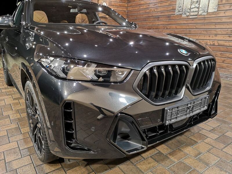 Gebraucht BMW X6 Performance 298 PS (219 kW) 2024 Schwarz SUV
