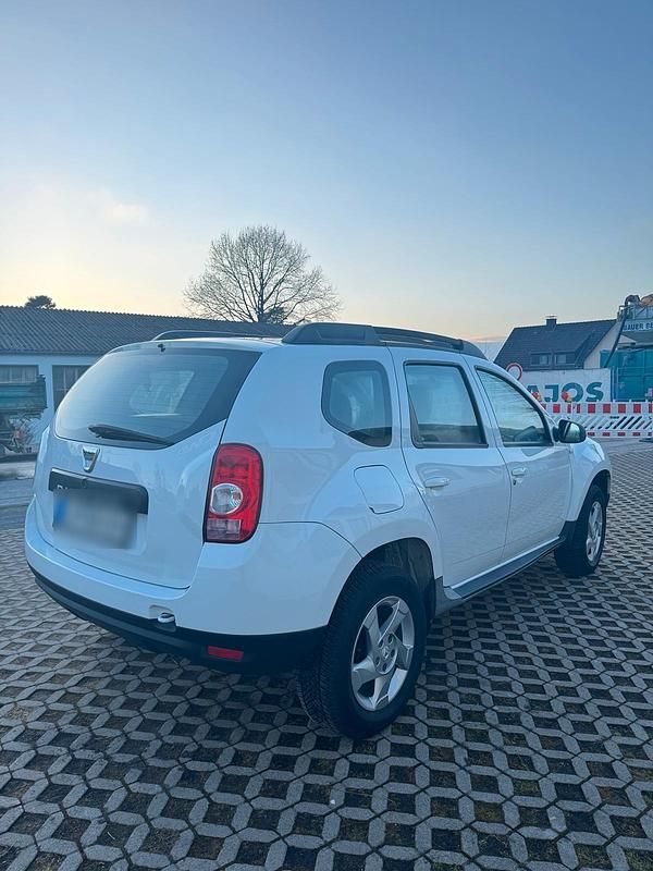 Gebraucht Dacia Duster 105 PS (77 kW) 2013 Weiß SUV