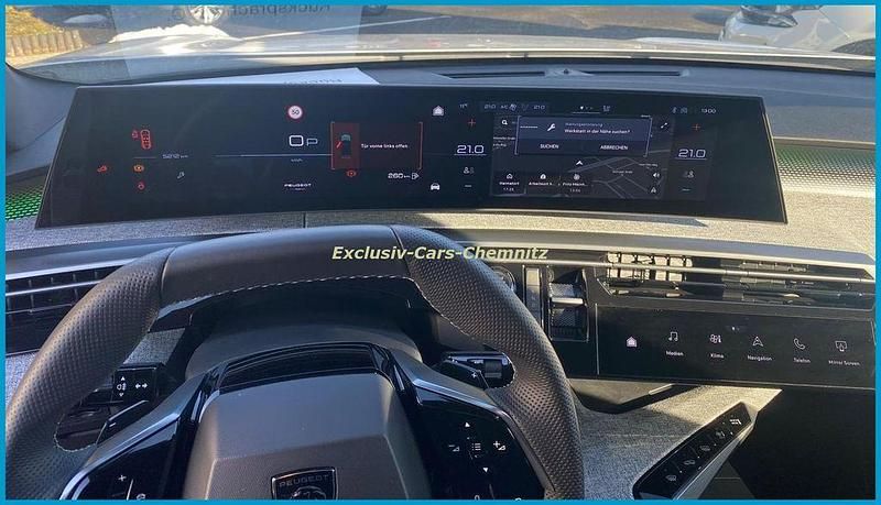 Gebraucht Peugeot 3008 GT 136 PS (100 kW) 2024 Okenit wess met. (metallic) SUV