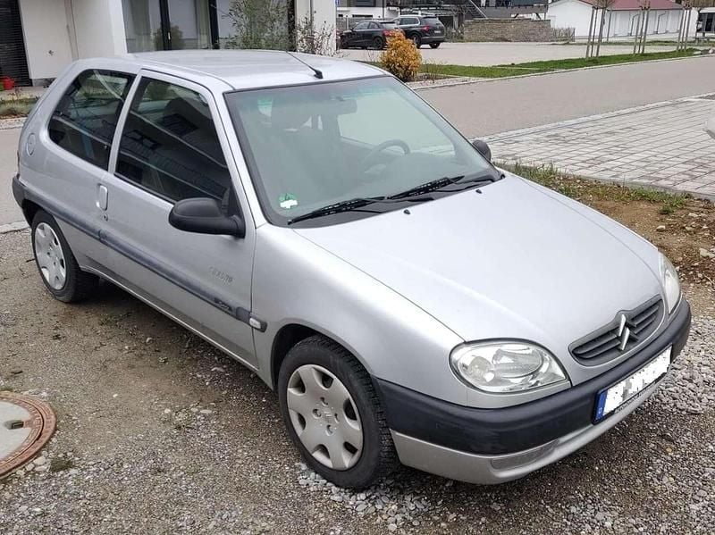 Gebraucht Citroën Saxo 60 PS (44 kW) 2002 Silber Kleinwagen
